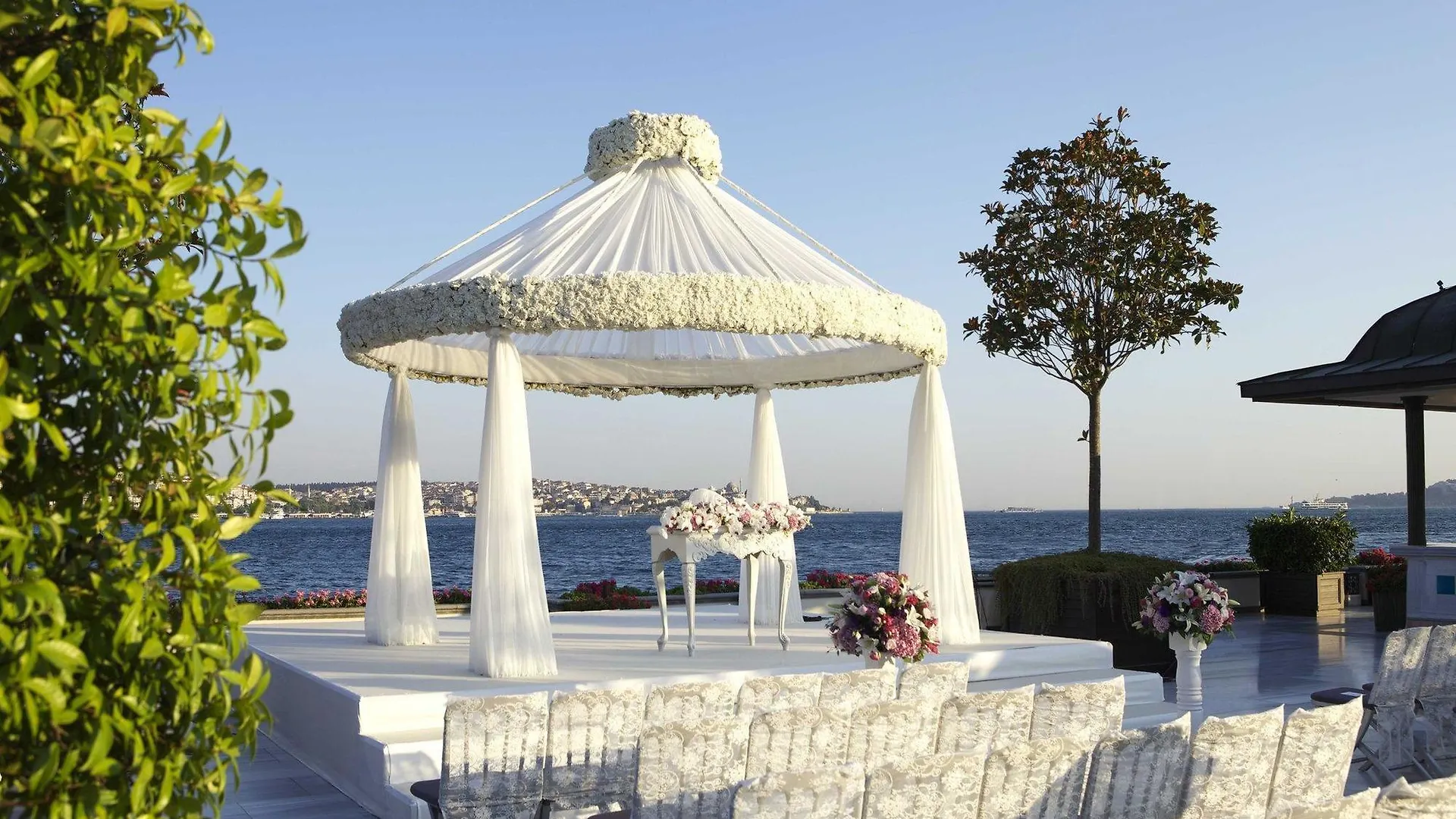 *****  Four Seasons Hotel Istanbul At The Bosphorus Turkiet
