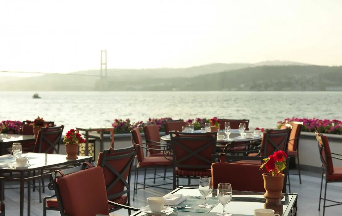 Four Seasons Hotel Istanbul At The Bosphorus 5*,