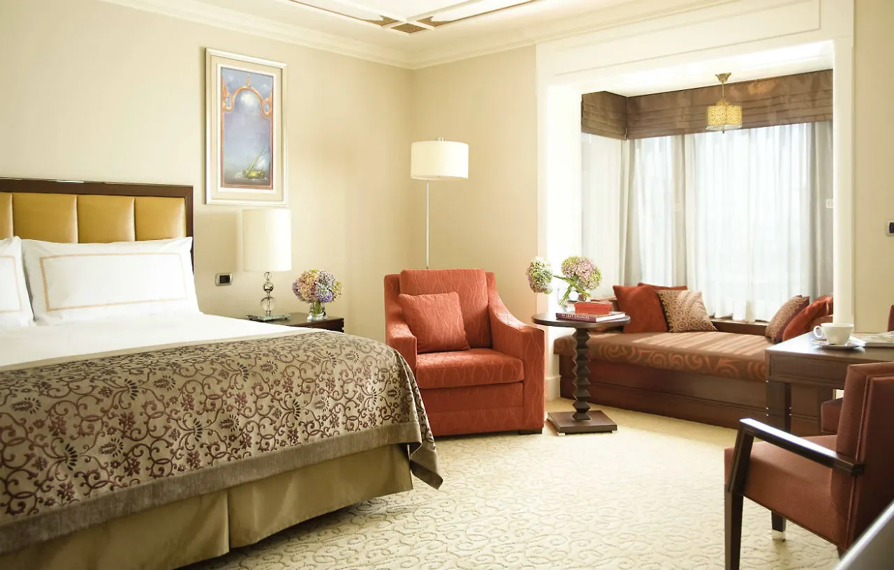 Four Seasons Hotel Istanbul At The Bosphorus