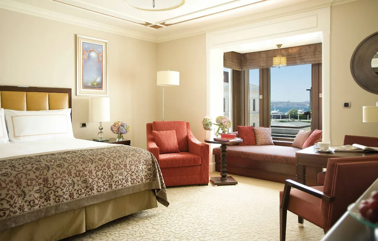 Four Seasons Hotel Istanbul At The Bosphorus