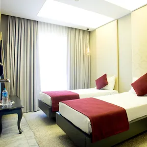 Nowy Efendi - Special Category Istambul