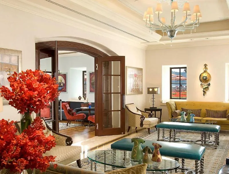 Four Seasons Hotel Istanbul At The Bosphorus