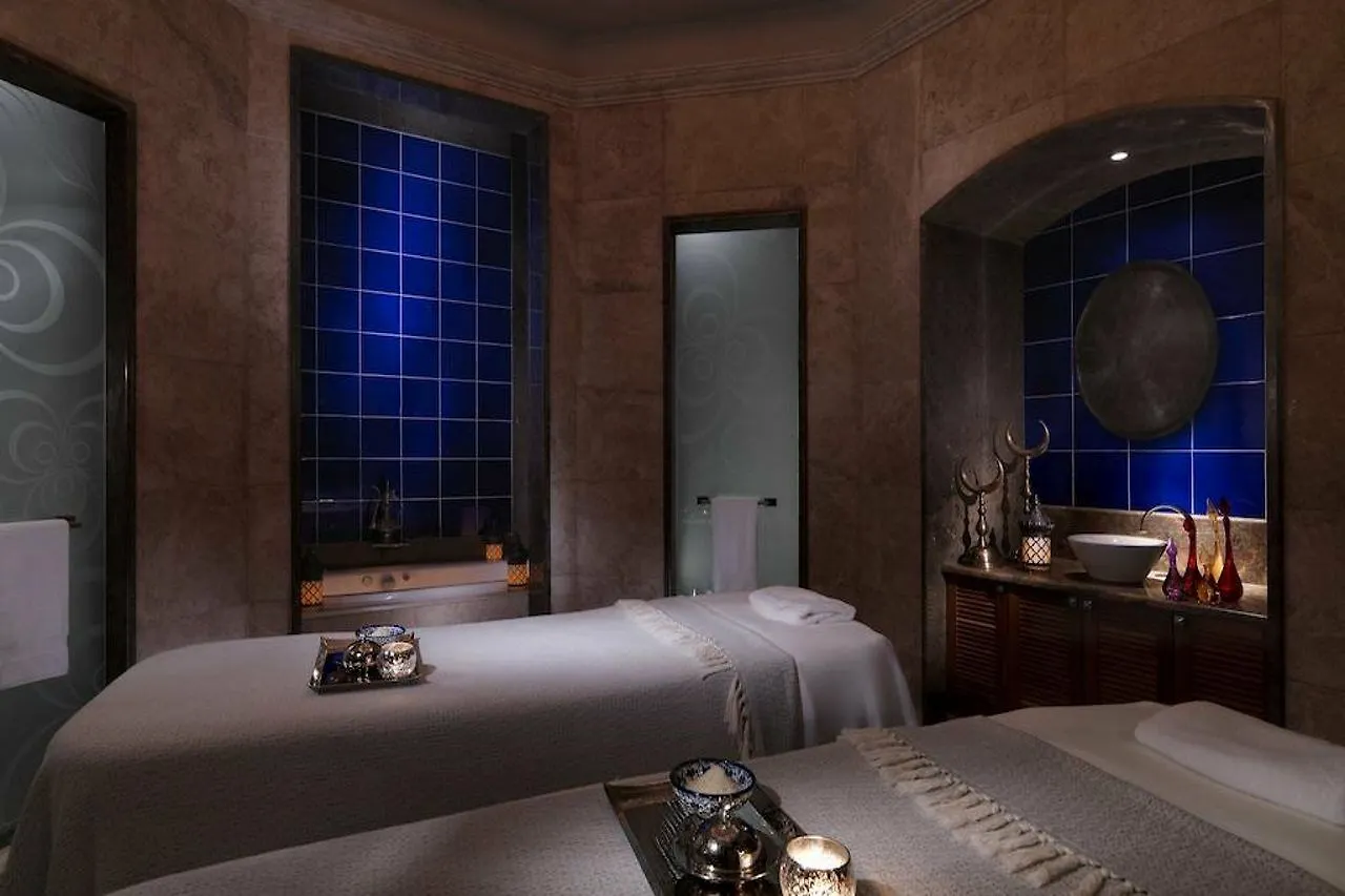 Four Seasons Hotel Istanbul At The Bosphorus